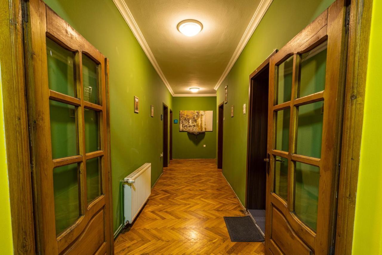 Hostel Prishtina Backpackers Pristina Exterior photo